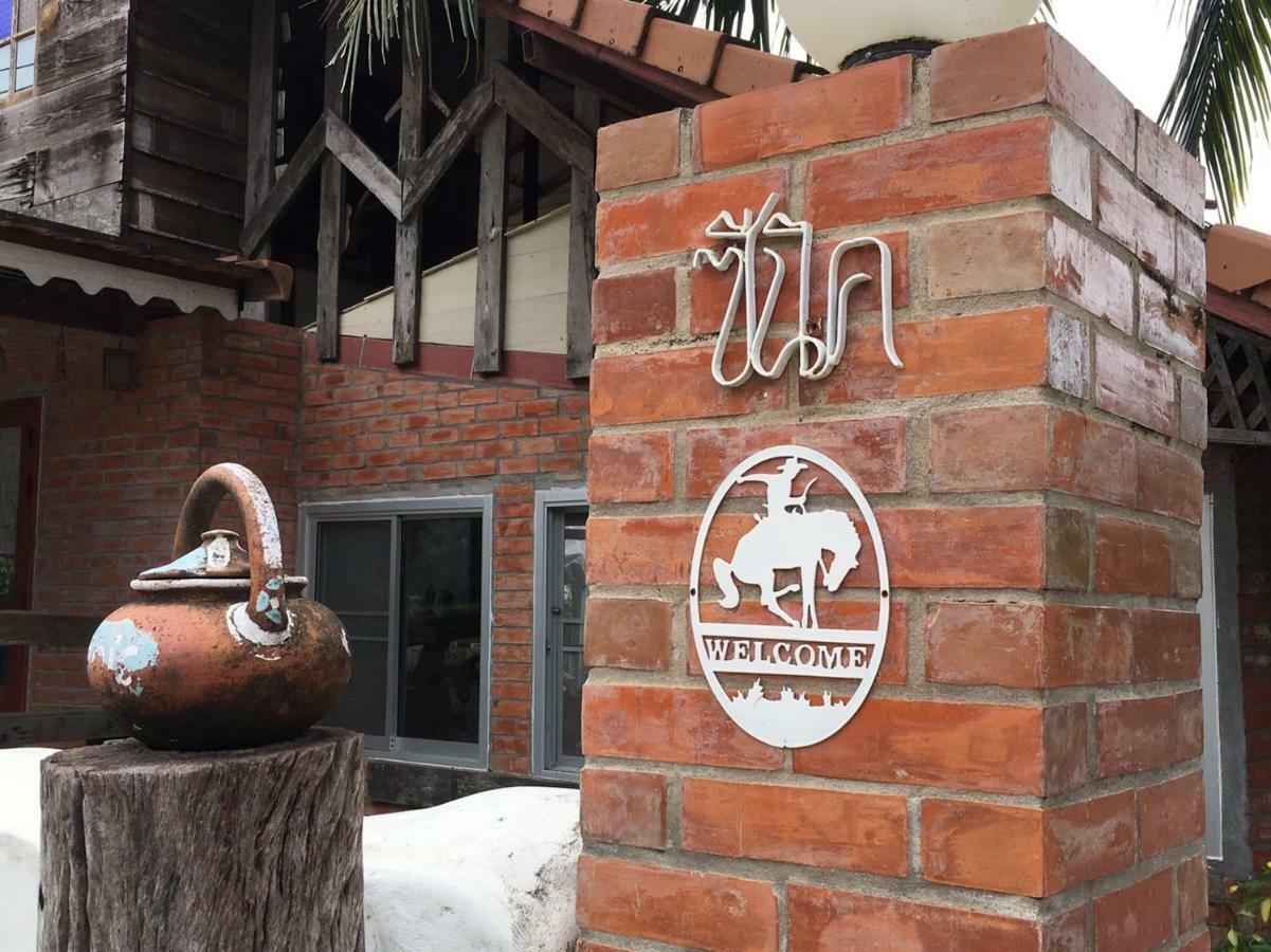 Scenic Riverside Resort Kamphaeng Phet Luaran gambar